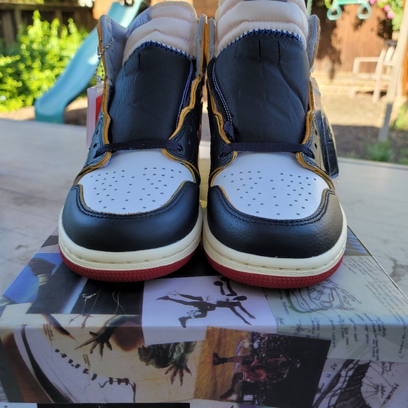 Jordan 1 UNLA - Picture 3 of 7